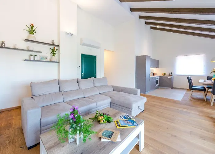 Nespola Penthouse Cavtat