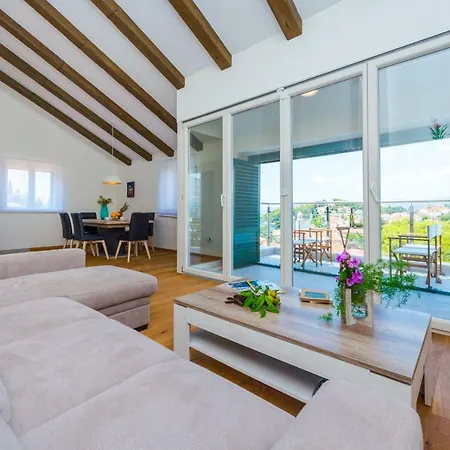 Nespola Penthouse Cavtat